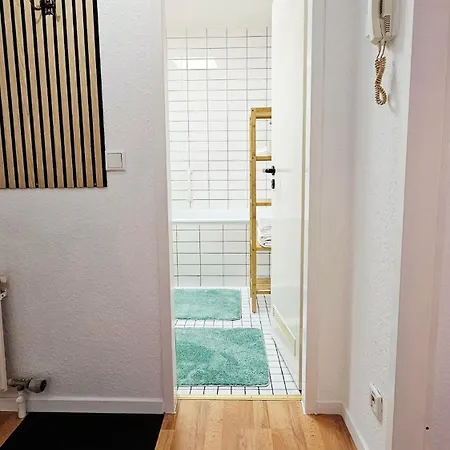 Monteur In Der Innenstadt Apartment *